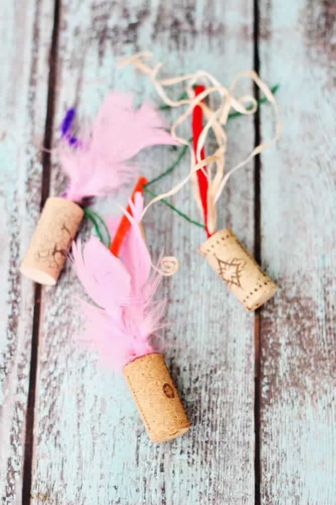 diy cork cat toys